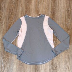 Simms Gray🩶 and Pink🩷 Long Sleeve Women's Top size M/M (runs small)